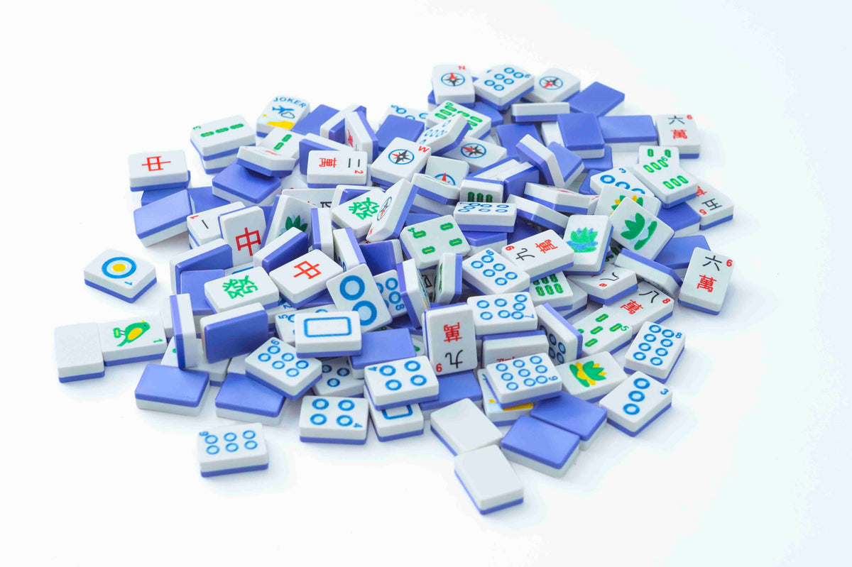 Compass mahjong tiles in Silk Purple