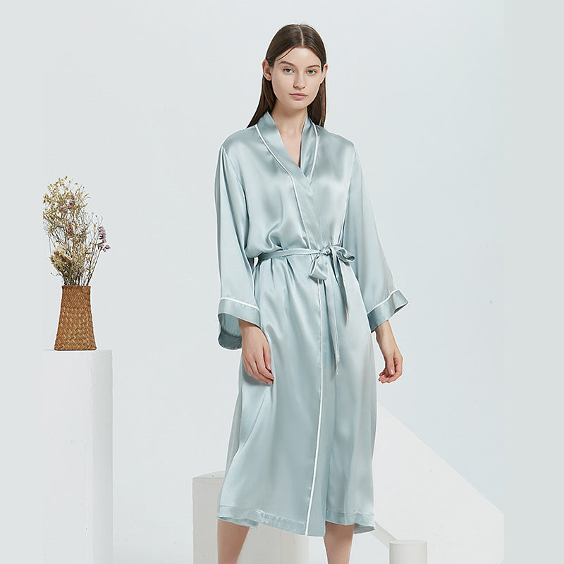 Long 19 momme mulberry silk robe, view 4