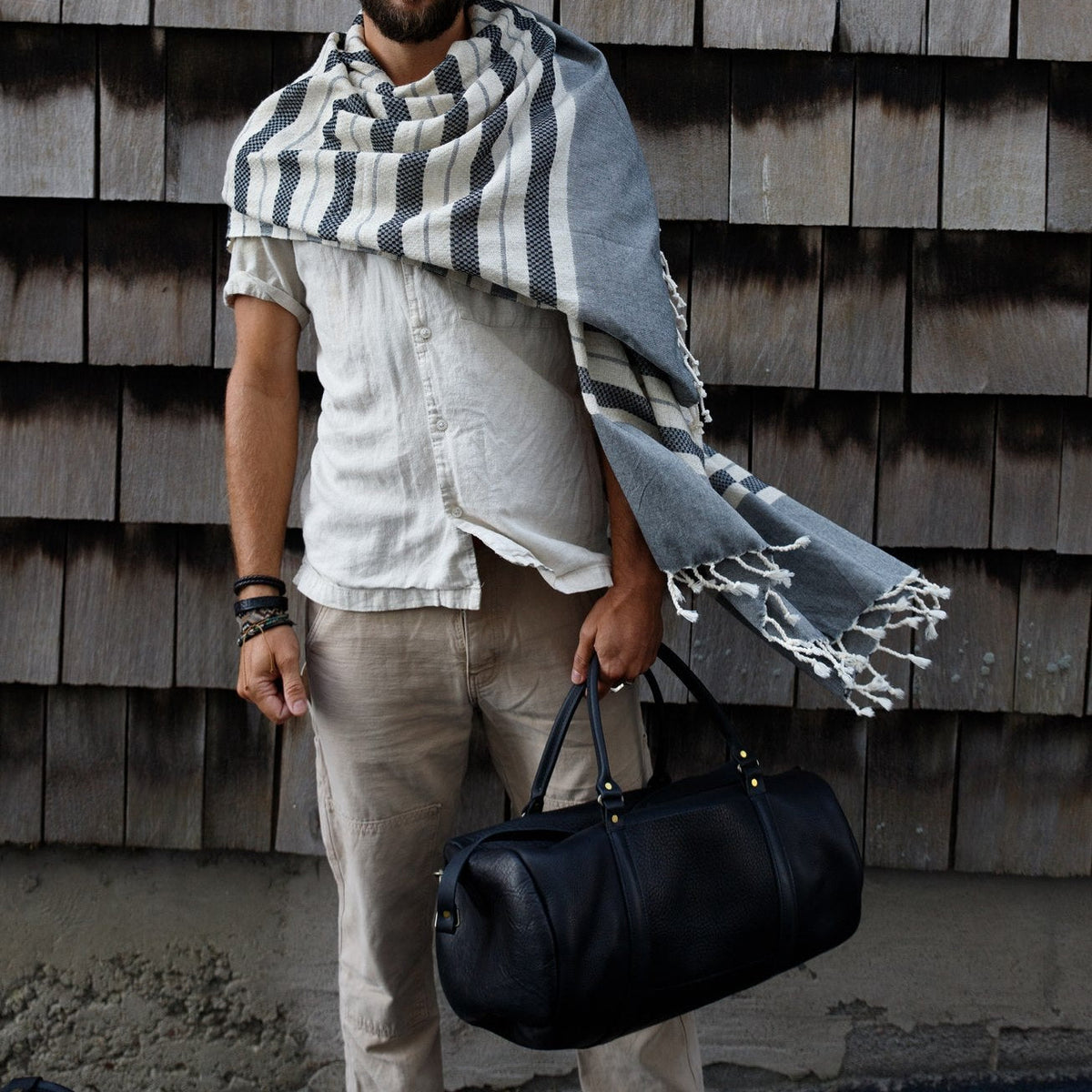 Nomad leather duffle in Black, Daytripper size